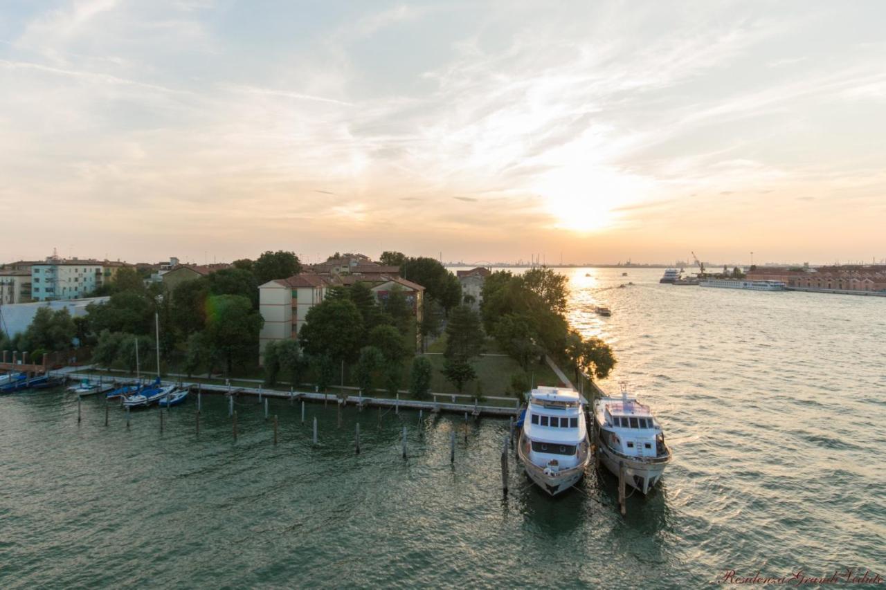Molino Stucky Residence Suites II Veneza Exterior foto
